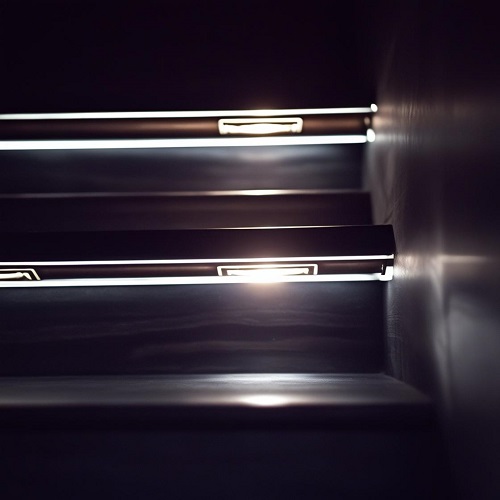 NY Cinema Premium Step Light